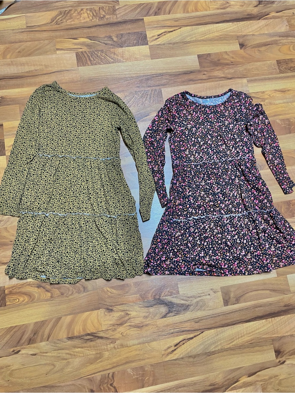 Old Navy Set of 2 Long Sleeve Girls Dresses